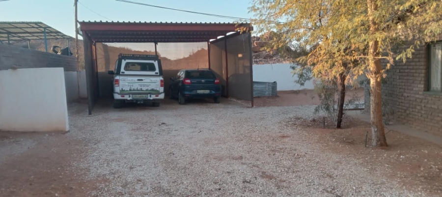 3 Bedroom Property for Sale in Kakamas Northern Cape